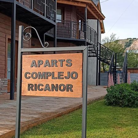 Aparts Complejo Ricanor El Chalten Exterior photo